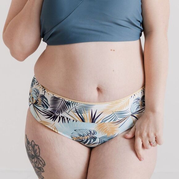 NWT: Midrise Full Coverage Briefs Bikini Swim Bottom in Green Palm - Picture 11 of 16